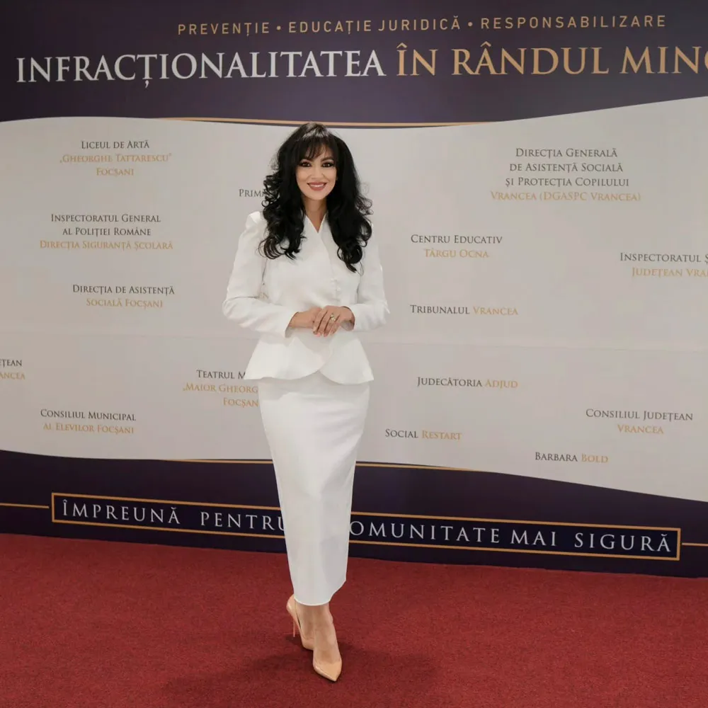 Elevii Liceului de Artă, discuții despre ”Infracționalitatea în rândul minorilor”