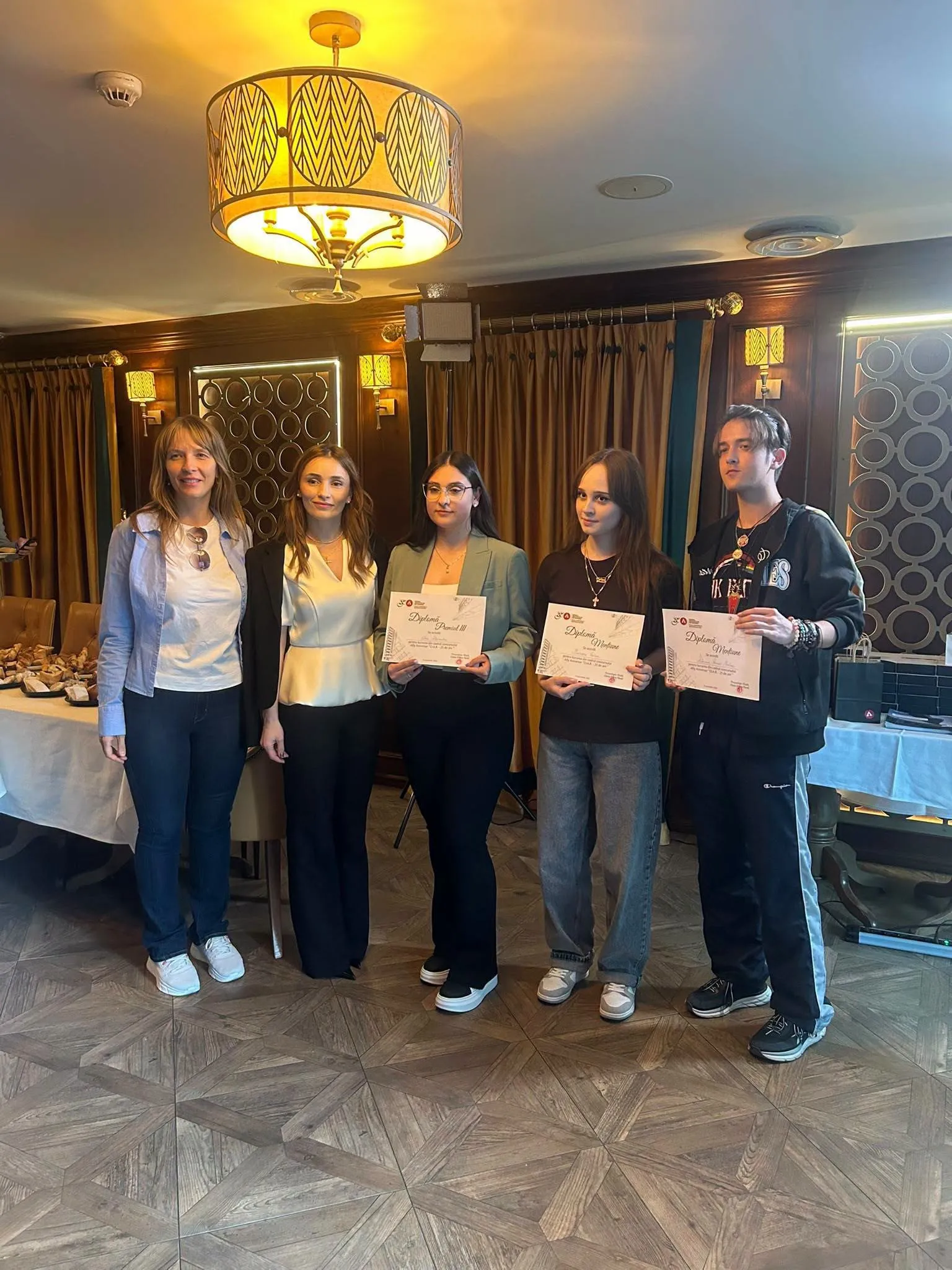 Cinci premii pentru elevii Liceului de Artă din Focșani la un concurs organizat de Ordinul Arhitecților - Actualitatea Vranceana
