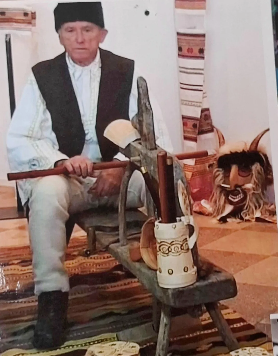 Expoziție dedicată meșterului popular Pavel Caba, din Nereju, la Muzeul Satului din București - Actualitatea Vranceana