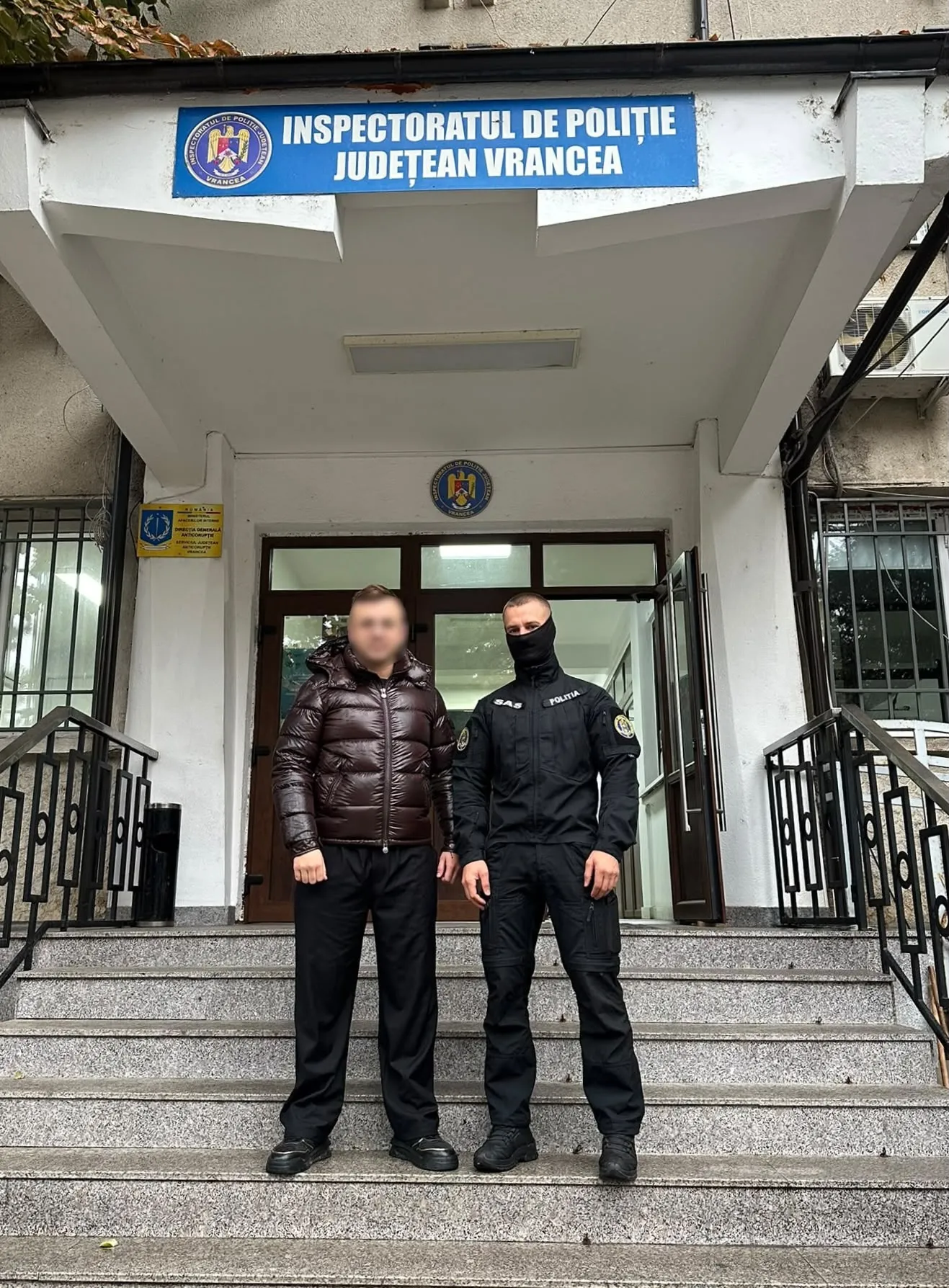 Un polițist a găsit o sumă de bani și a ajutat la restituirea acesteia proprietarului - Actualitatea Vranceana